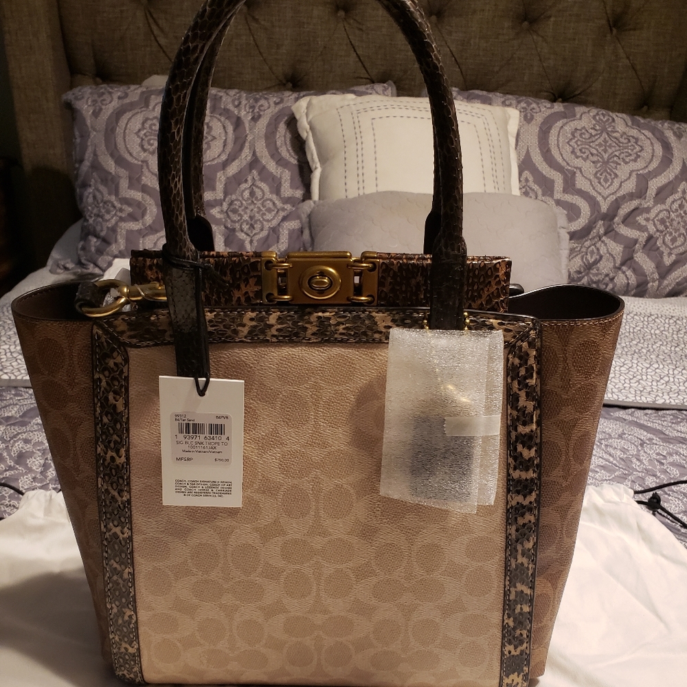 Coach Troupe Tote Signature Canvas 99312